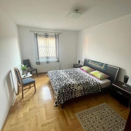 Apartman Centar SJJ Exterior foto